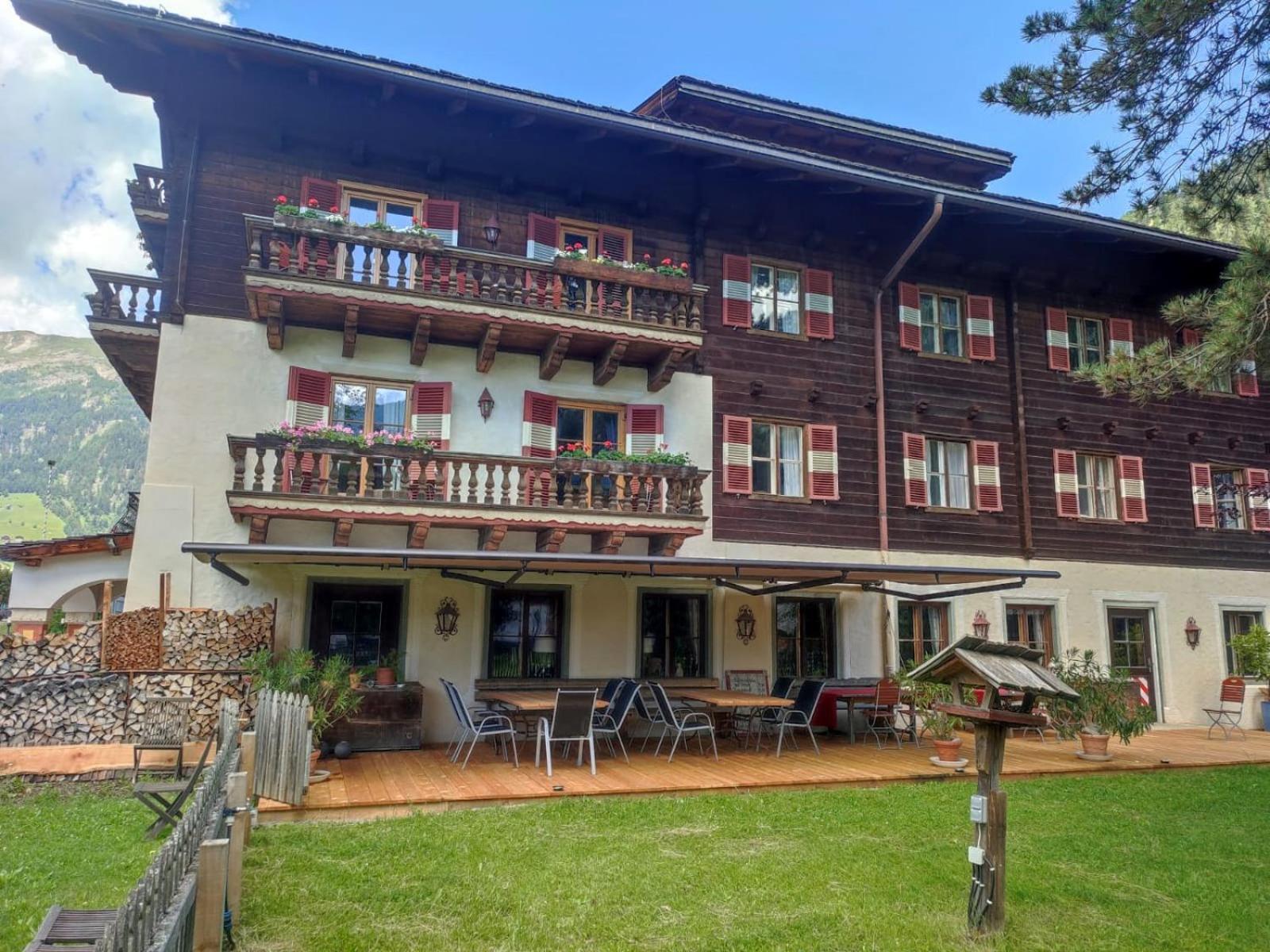 Hotel Schlosswirt Großkirchheim Dış mekan fotoğraf