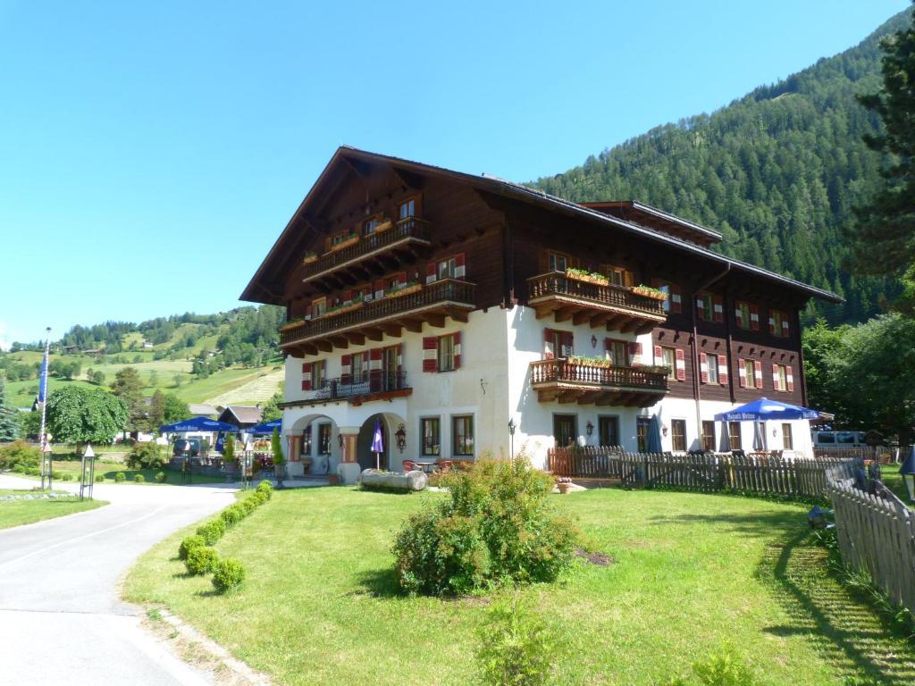 Hotel Schlosswirt Großkirchheim Dış mekan fotoğraf