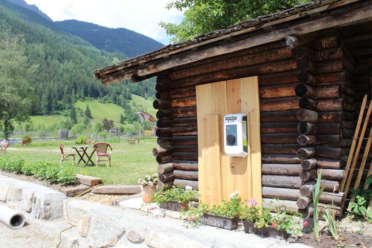 Hotel Schlosswirt Großkirchheim Dış mekan fotoğraf